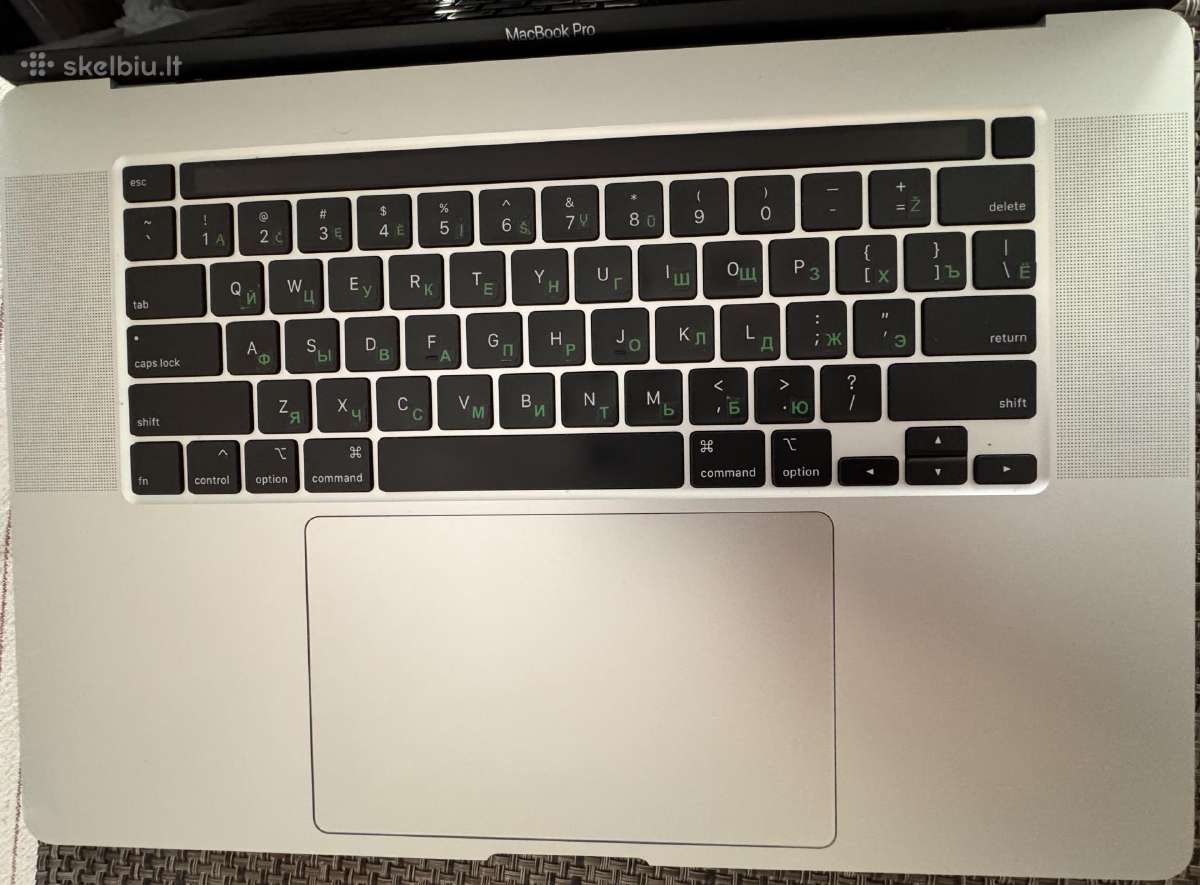 MacBook pro 2019 16 coliu a2141 dalimis