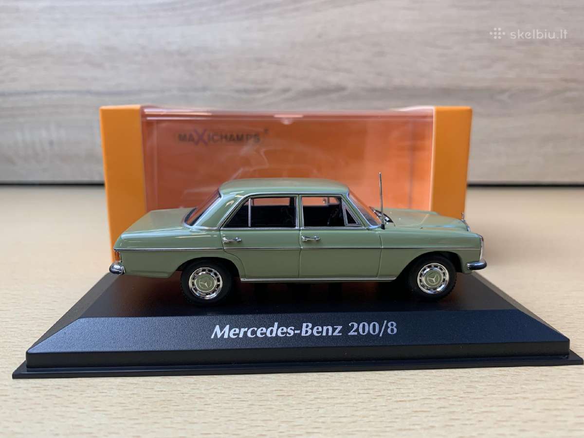 Mercedes-benz 200 (W114), 1968 - 1:43 Maxichamps