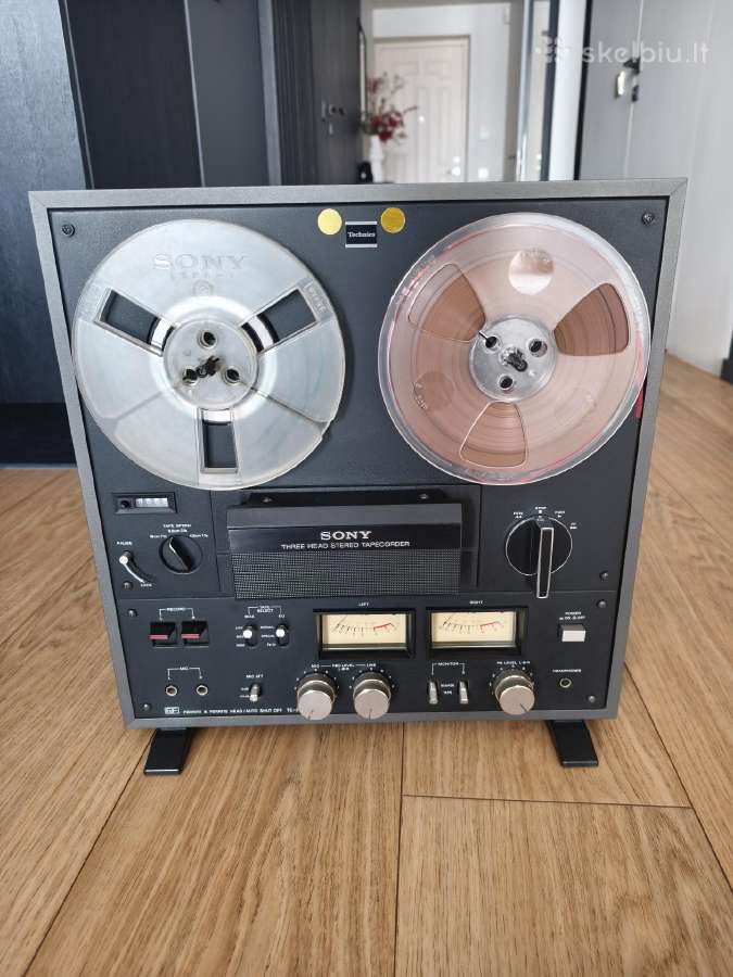 Sony Tc-399 juostų grotuvas kolekcinio stovio