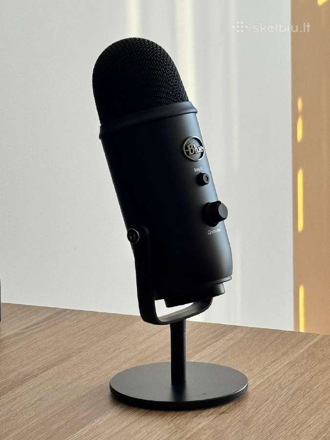 Yeti Multi-pattern Usb Microphone with Blue Vo!CE