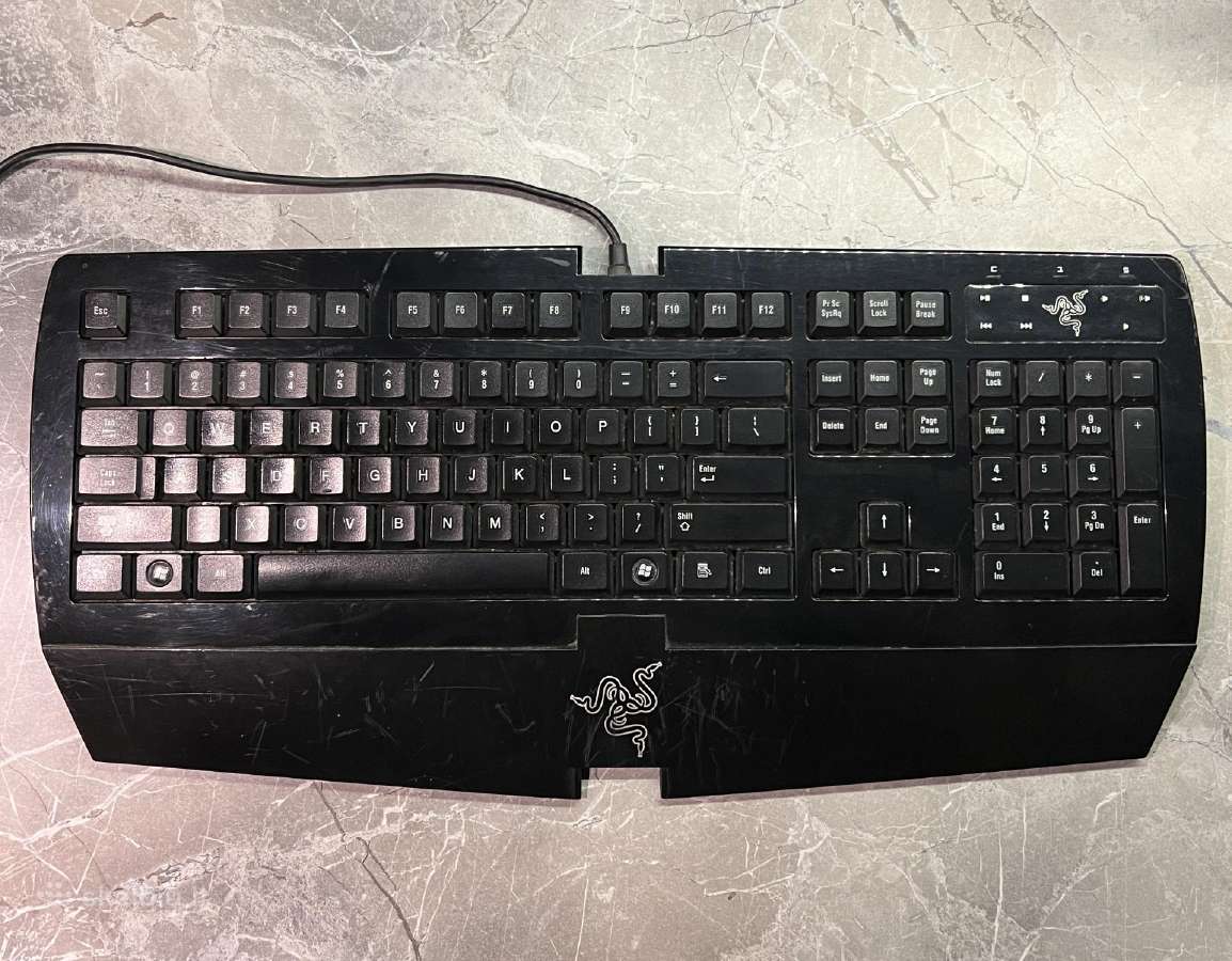 Razer Arctosa Gaming Keyboard Juoda