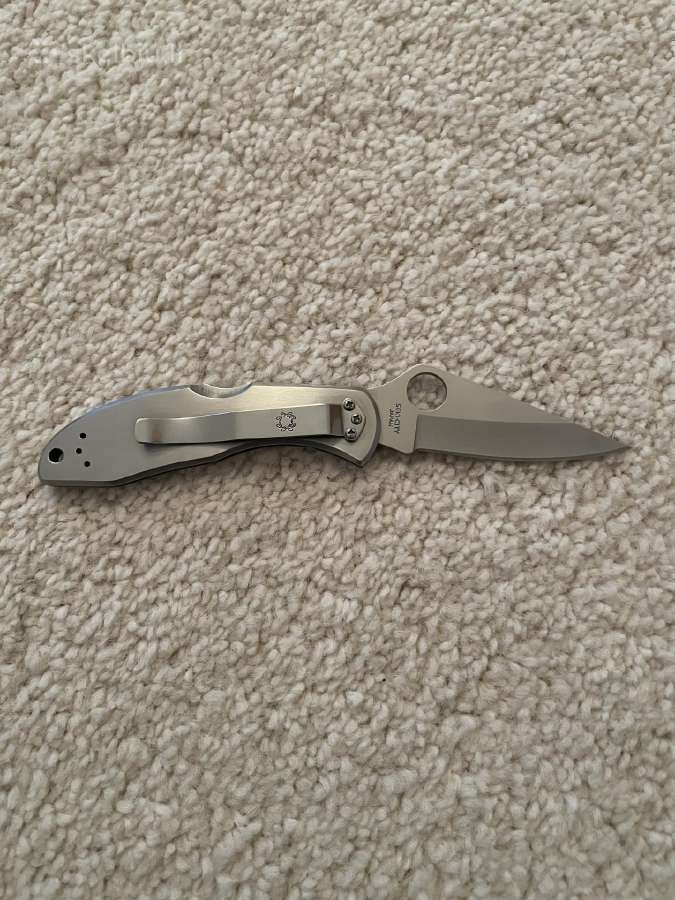 Spyderco Delica