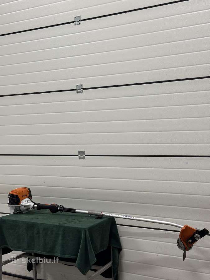 Stihl km131r kombi variklis velėnos pjoviklis