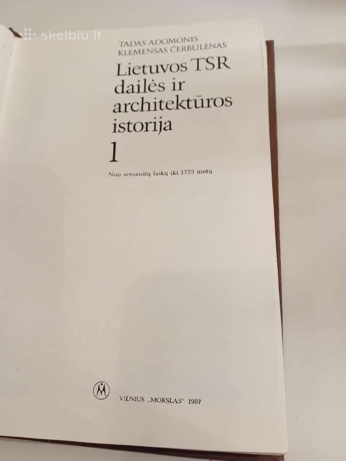 Knygu ir zurnalu stovai, seni laikrasciai,knygos - nuotraukos Nr. 19