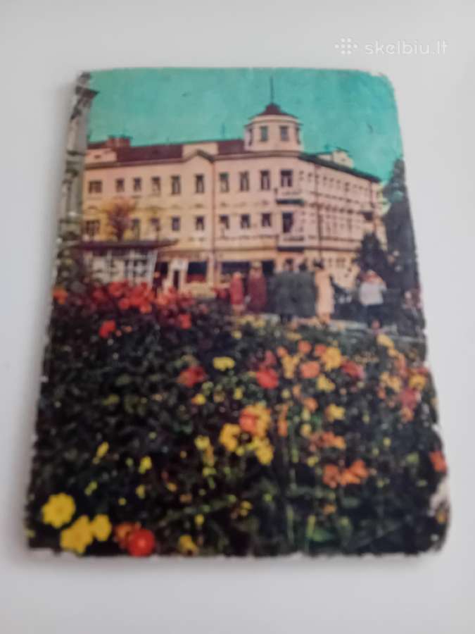 Knygu ir zurnalu stovai, seni laikrasciai,knygos - nuotraukos Nr. 25