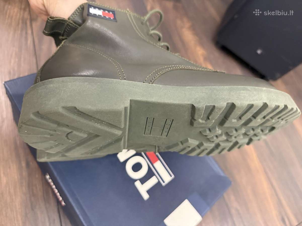 42-42.5 dydžio natūralios odos Tommy Jeans aulinia - nuotraukos Nr. 4
