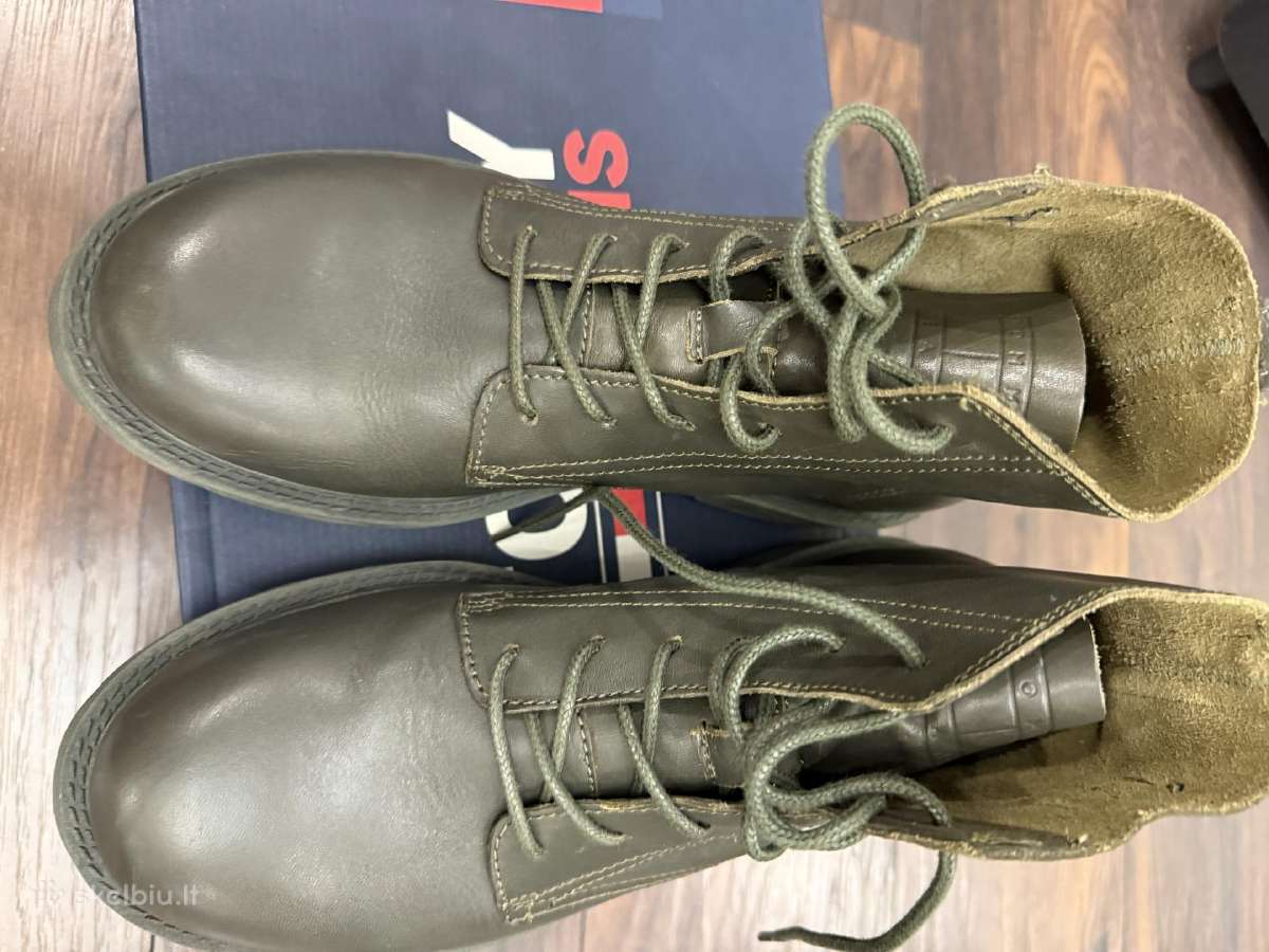 42-42.5 dydžio natūralios odos Tommy Jeans aulinia - nuotraukos Nr. 5
