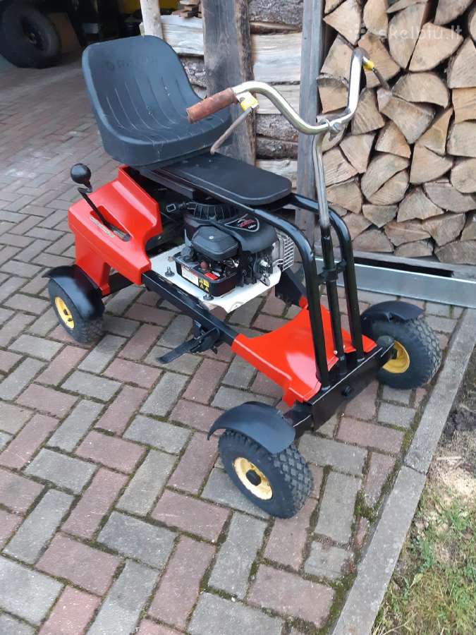 Skuteris "Wolf Garten"