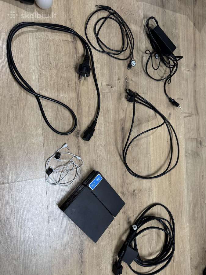 Ps4 pro 1tb + vr rinkinys + 2 pulteliai + žaidimai - nuotraukos Nr. 15