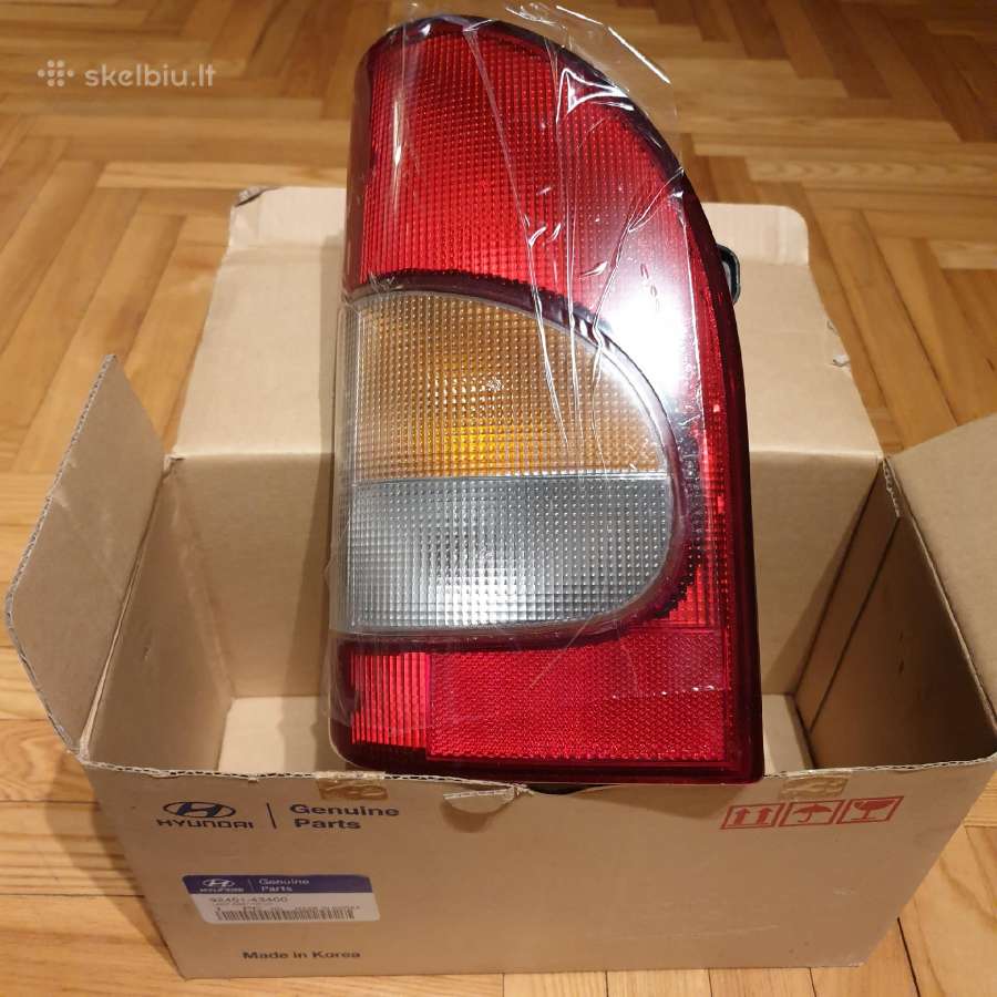 Hyundai H100 užpakalinis žibintas-kairė