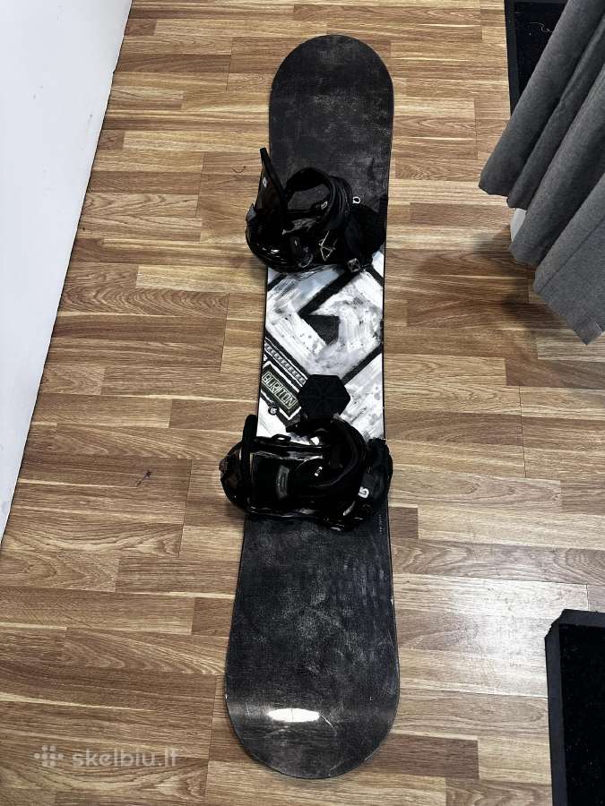 Burton bullet su apkaustais dydis L