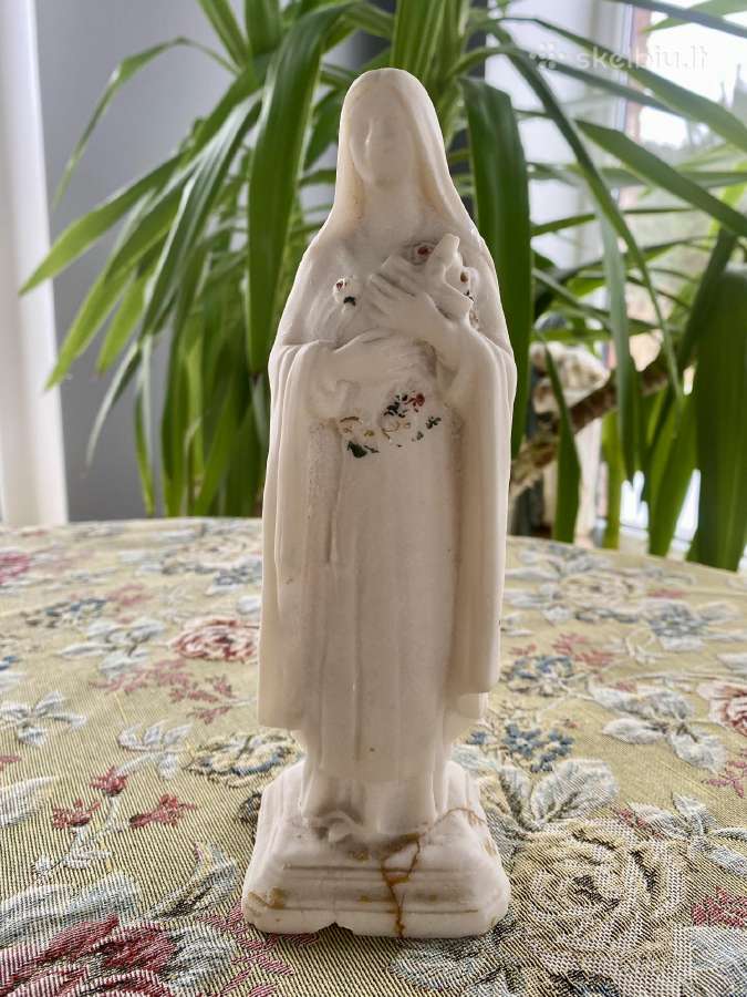 Vintažinė Šv.teresėlės skulptūra iš akmens