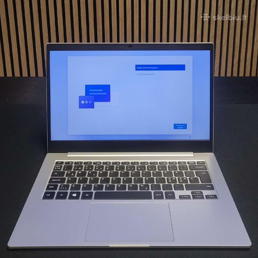 Samsung Ultrabook / 8 Core / Full HD / SSD / Lte