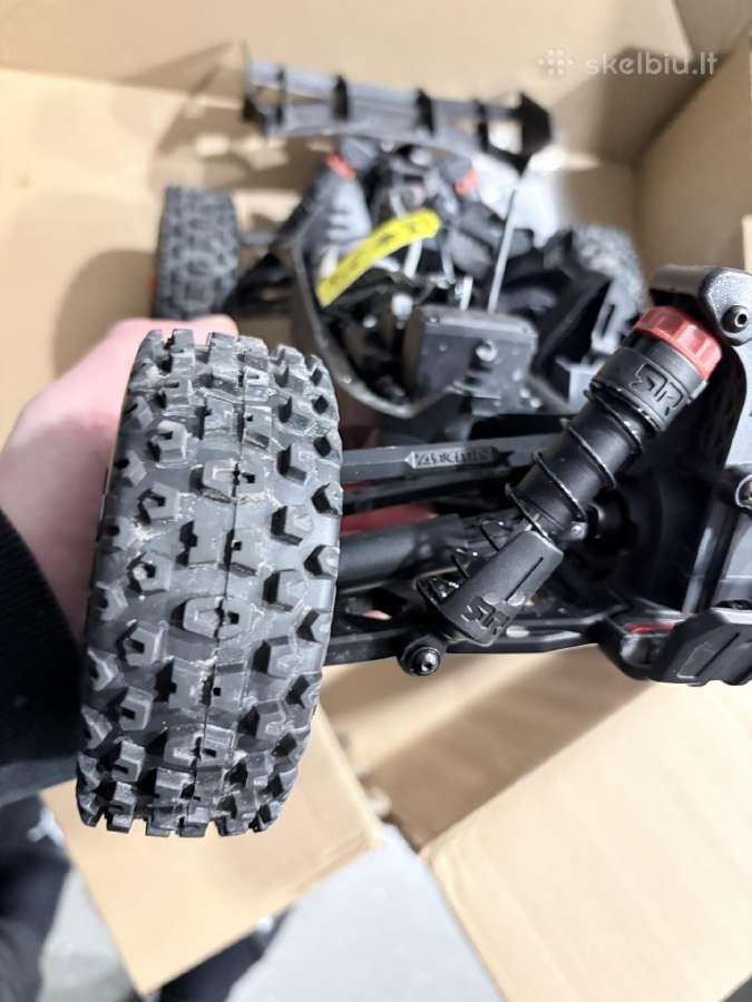 Arrma Typhon 4x4 brushed 1/8 scale - nuotraukos Nr. 5