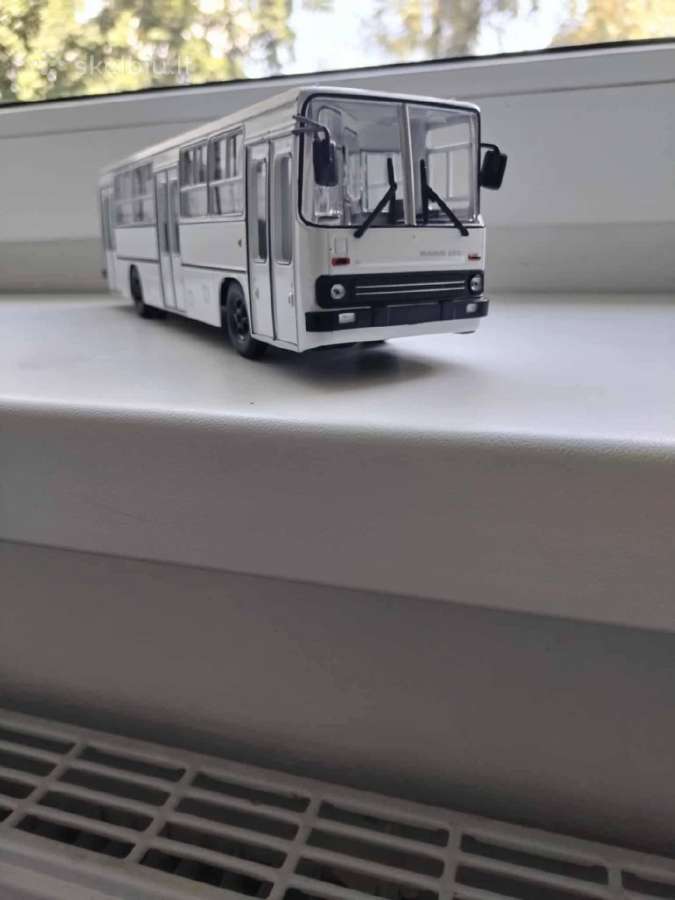 Ikarus autobusu modeliukai