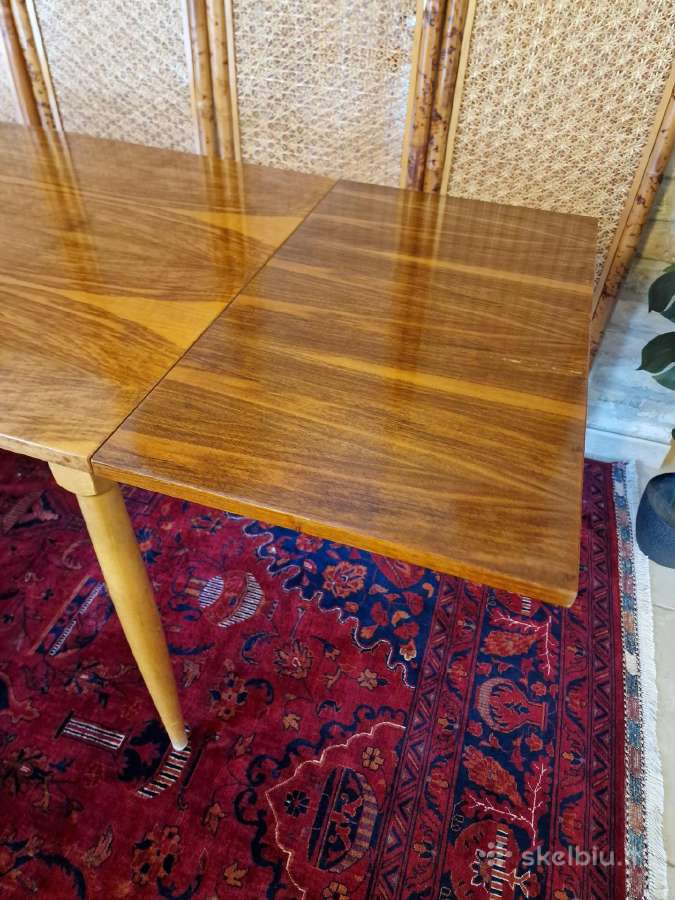 Vintažinis mid century riešutmedžio stalas - nuotraukos Nr. 5