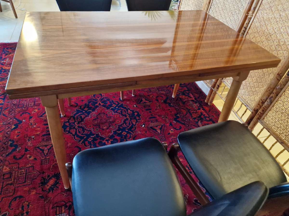 Vintažinis mid century riešutmedžio stalas - nuotraukos Nr. 17