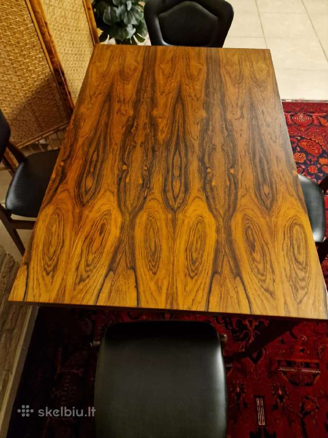 Prabangus mid century palisandro valgomojo stalas