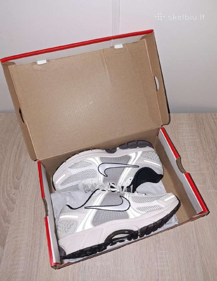 Nike Zoom Vomero 5 batai
