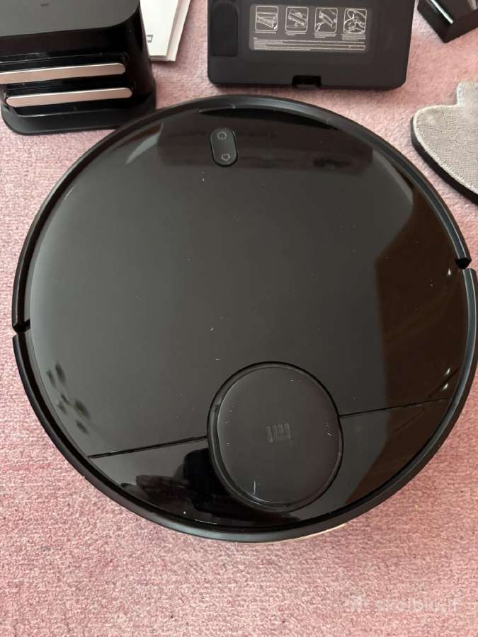 Parduodamas robotas siurblys Mi Robot Vacum Mop P