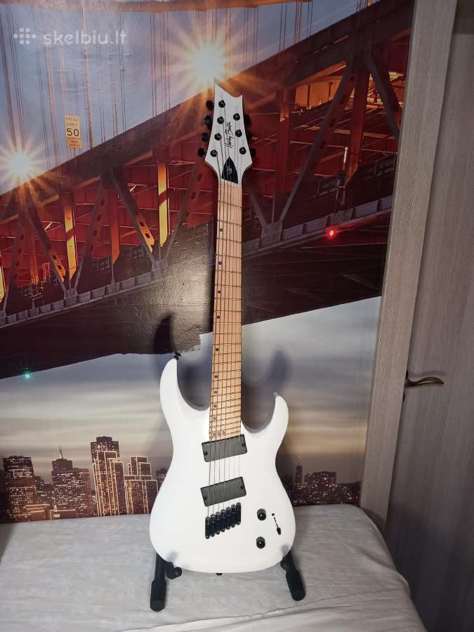 7-stygė Gitara