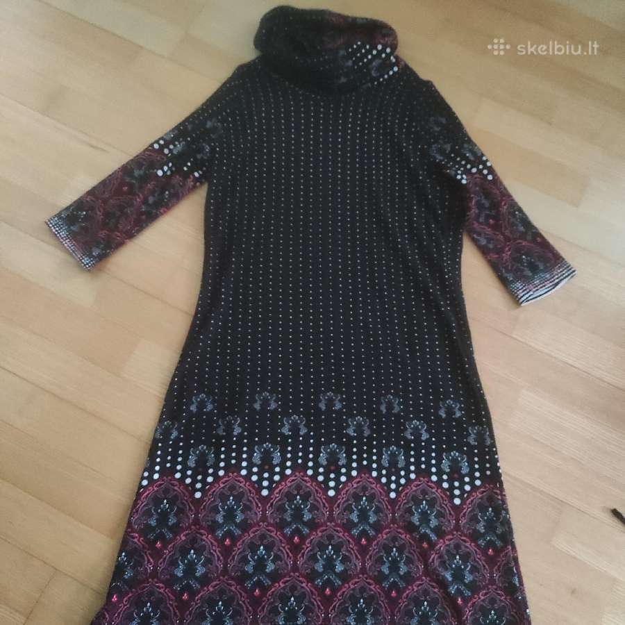 Moteriška suknelė