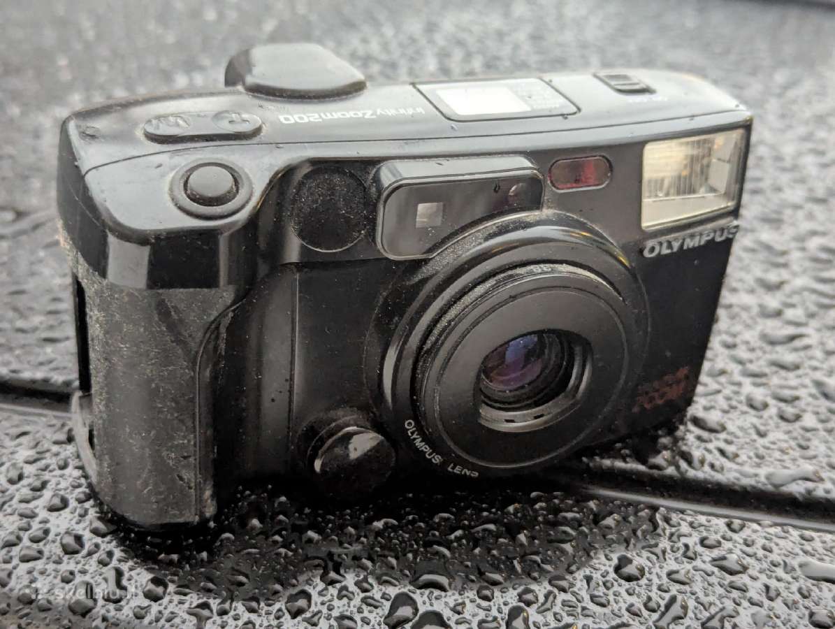 Olympus infinity zoom 200 juostinis fotoaparatas