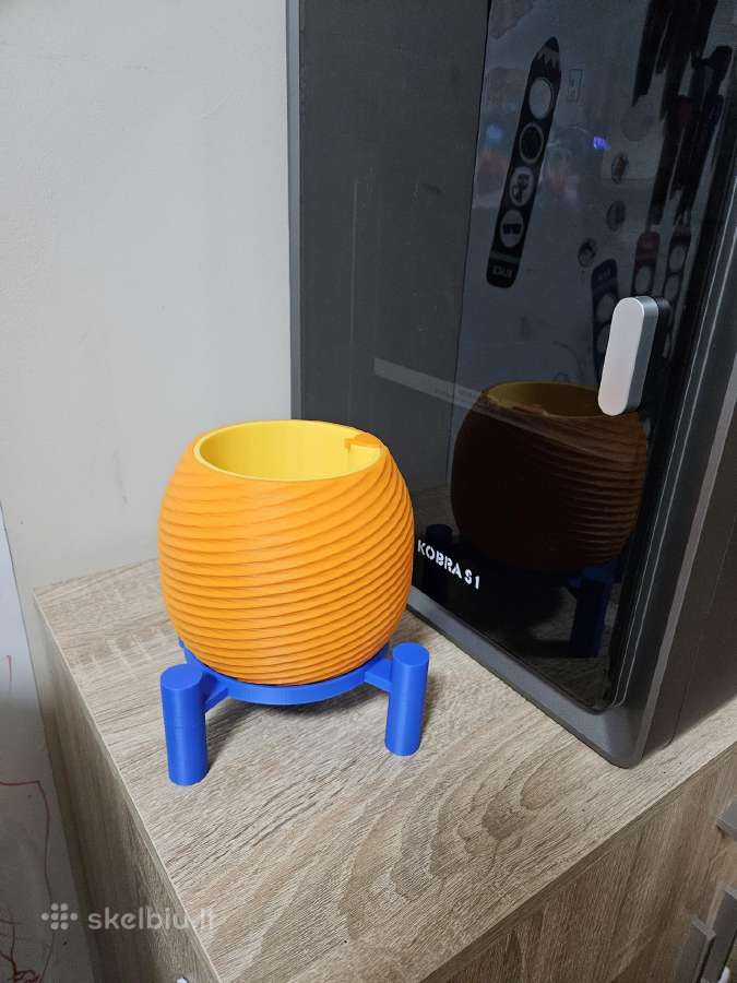 3D atspausdintas vazonas gėlei