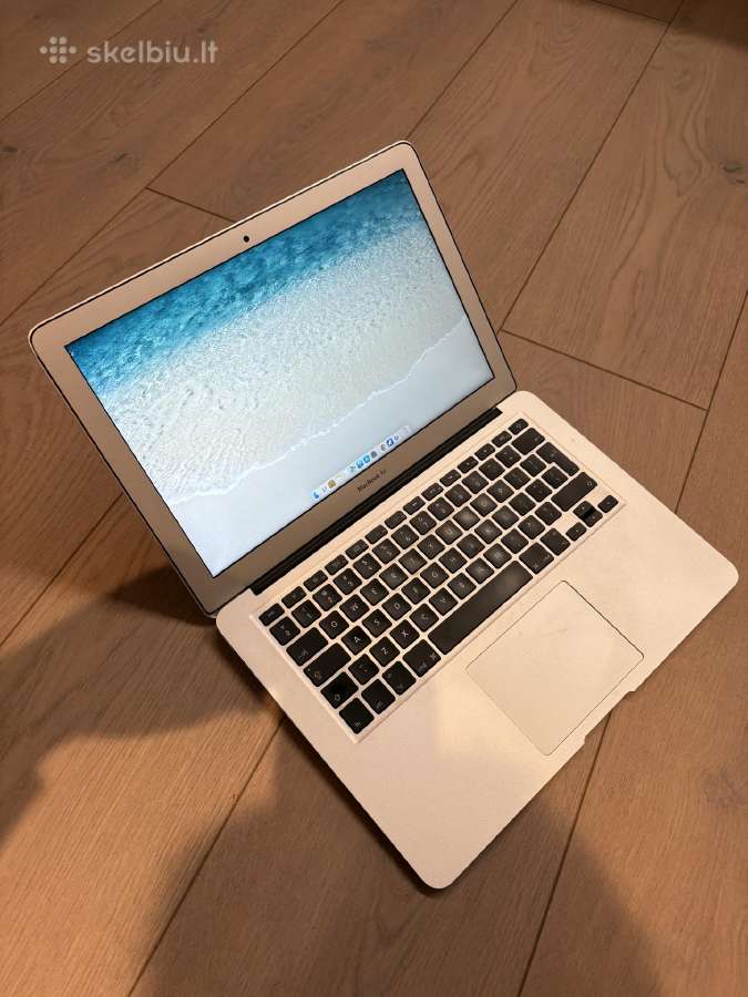 Parduodamas Mac Book Air 2015