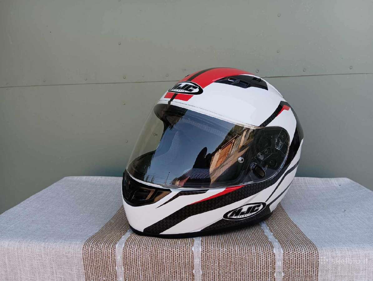 Moto šalmai Schuberth, Shoei, Arai, Hjc, Agv, Ls2 - nuotraukos Nr. 27