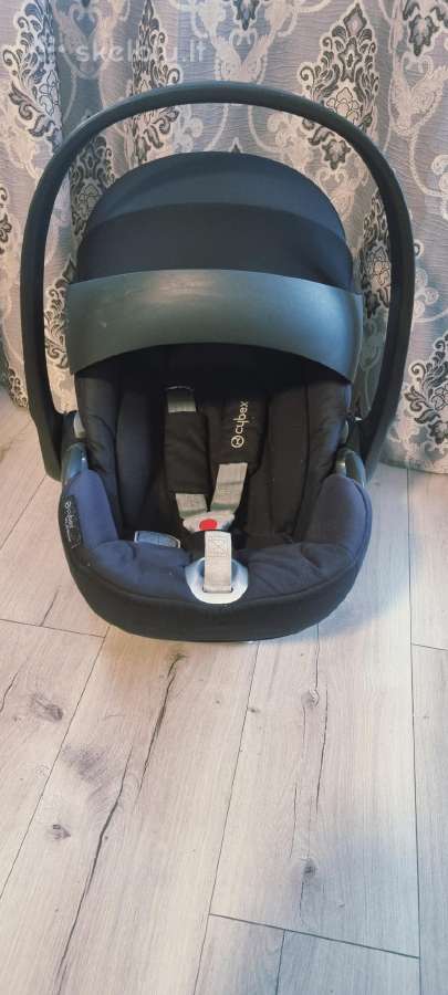 Cybex Cloud Z i-size autokėdutė (be bazės)