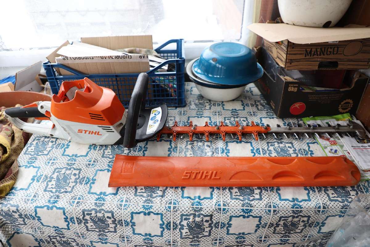 Stihl Hsa 100 akumuliatorinės gyvatvorių žirklės - nuotraukos Nr. 2