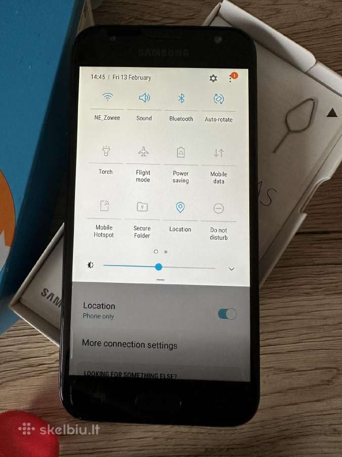Samsung Galaxy J3 (2017) Duos - nuotraukos Nr. 4