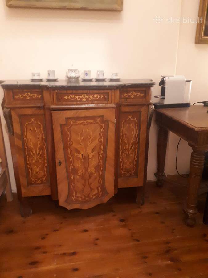 Antikvarinė komoda