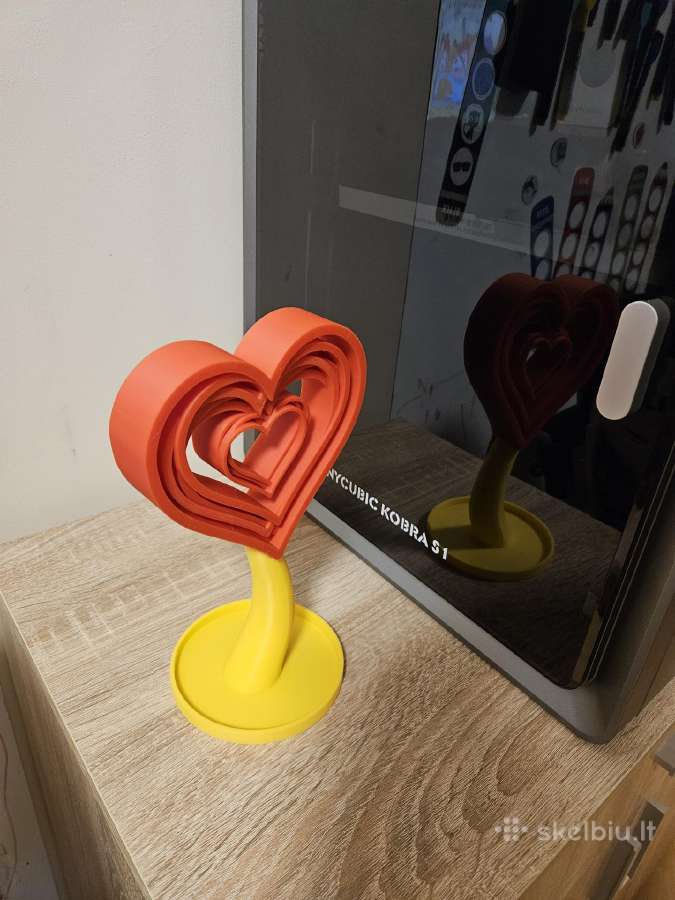 Ausiniu stovas širdele 3D spausdintas - nuotraukos Nr. 2