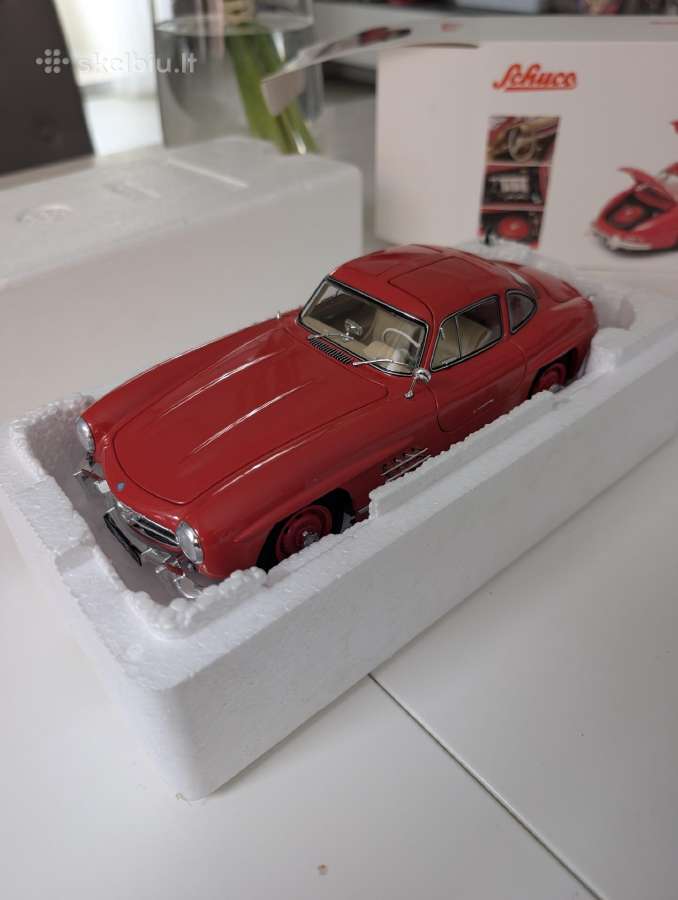 Mercedes-benz 300 SL Coupe 1:18 Schuco