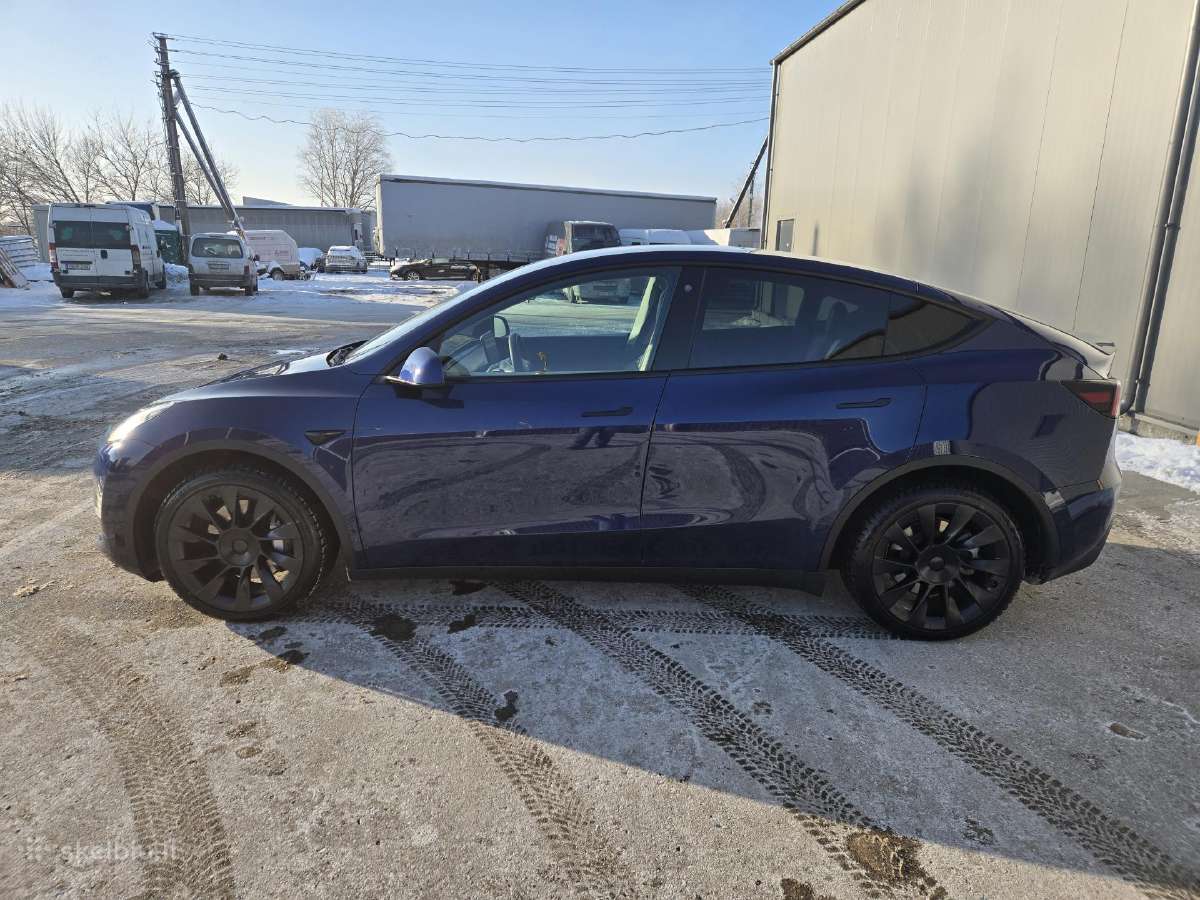 Tesla Model Y nuoma - nuotraukos Nr. 6