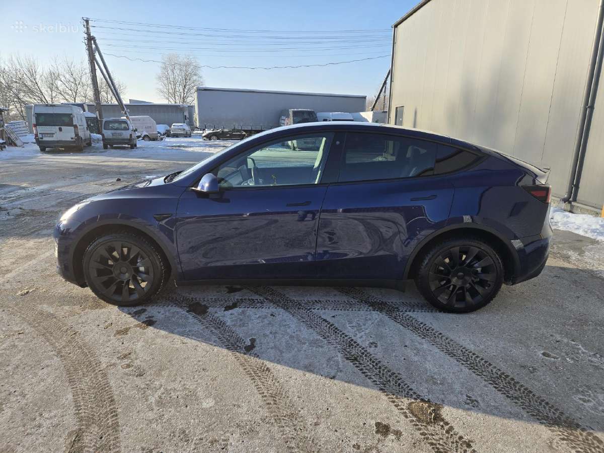 Tesla Model Y nuoma - nuotraukos Nr. 8
