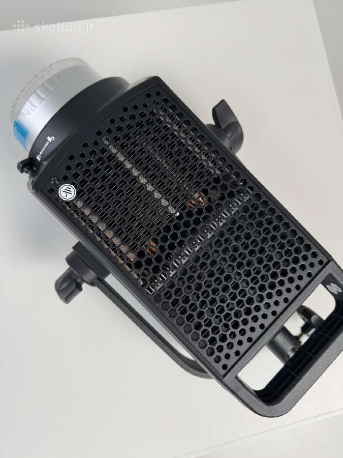 Nanlite FS-300b LED Bi-color Monolight - nuotraukos Nr. 8