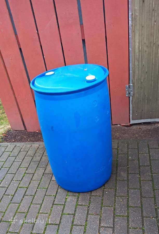 Plastikinė statinė