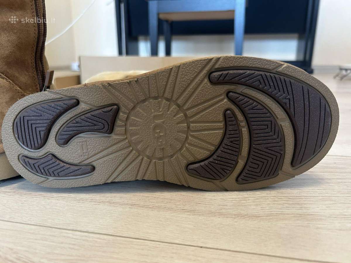Parduodu Ugg moteriškus batus - nuotraukos Nr. 7
