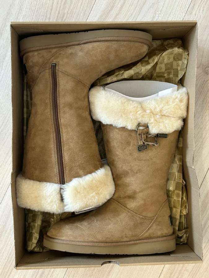 Parduodu Ugg moteriškus batus - nuotraukos Nr. 10