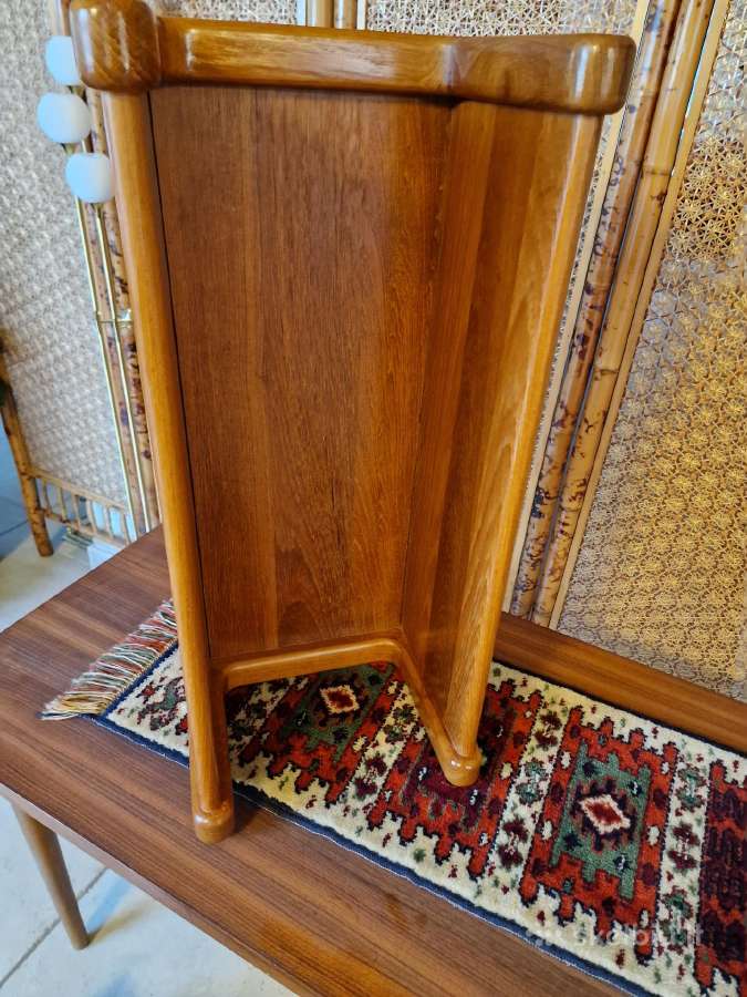 Vintažinė mid century tikmedžio masyvo lentyna - nuotraukos Nr. 15