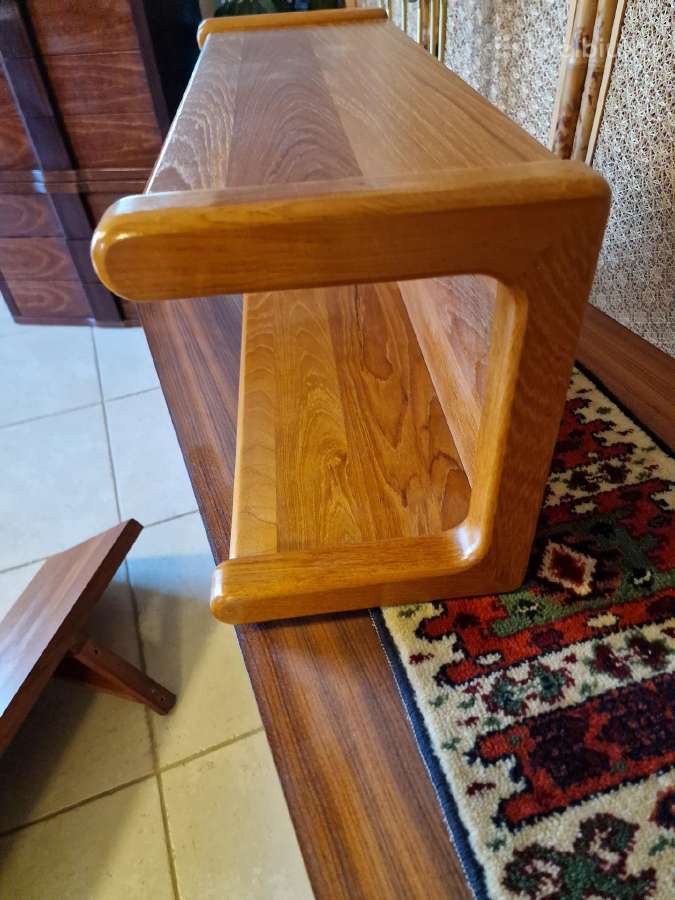 Vintažinė mid century tikmedžio masyvo lentyna - nuotraukos Nr. 18