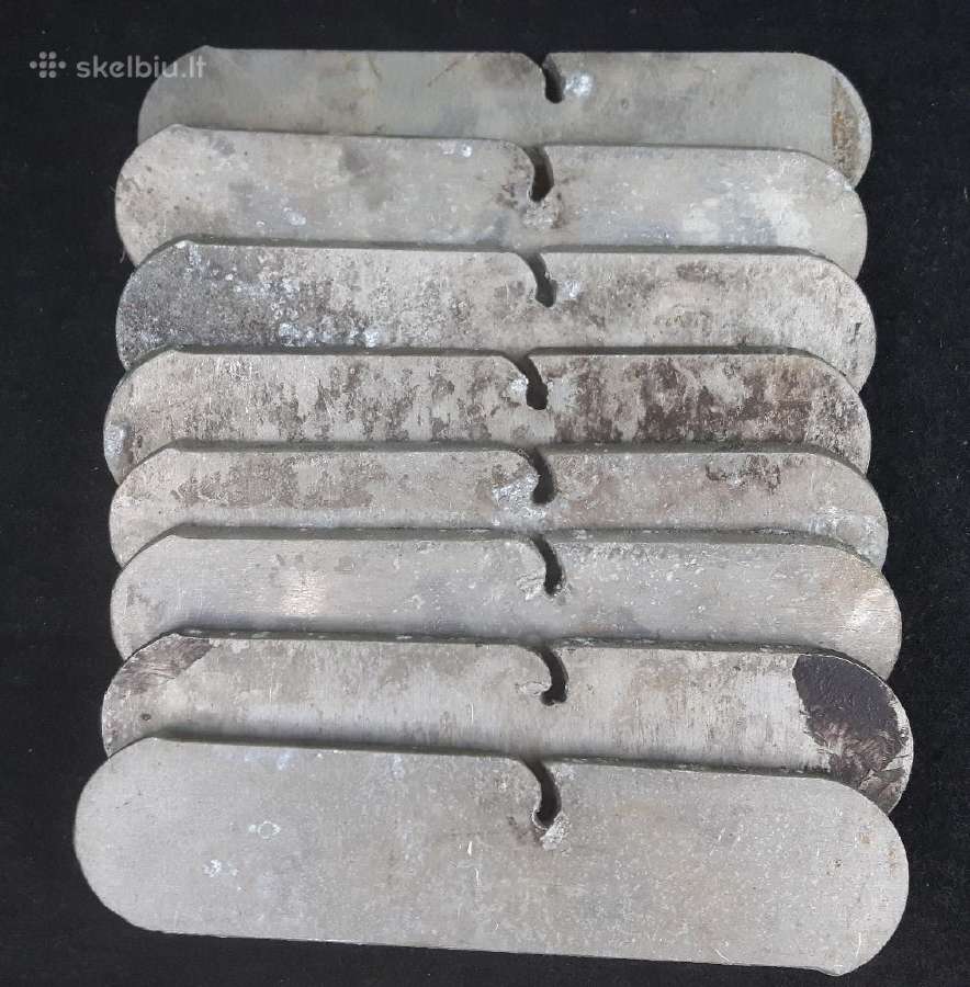 Duraliuminio plokštelės ilgis-14cm, plotis-3cm.