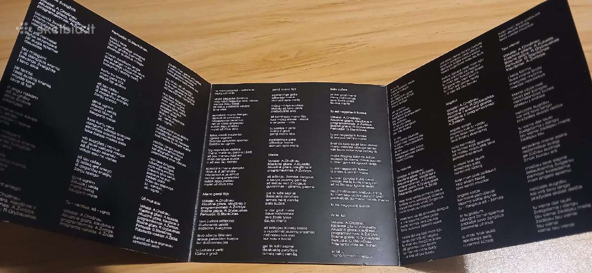 Alanas Chošnau - Pusiau Atmerktos Akys CD - nuotraukos Nr. 5