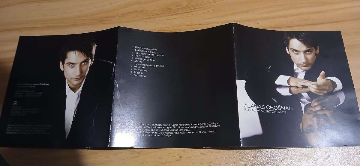 Alanas Chošnau - Pusiau Atmerktos Akys CD - nuotraukos Nr. 6