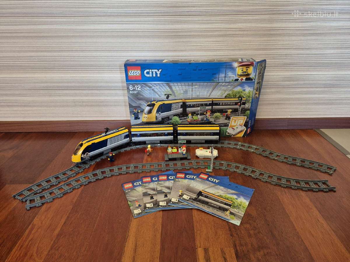 Lego City 60197 Passenger Train - nuotraukos Nr. 3