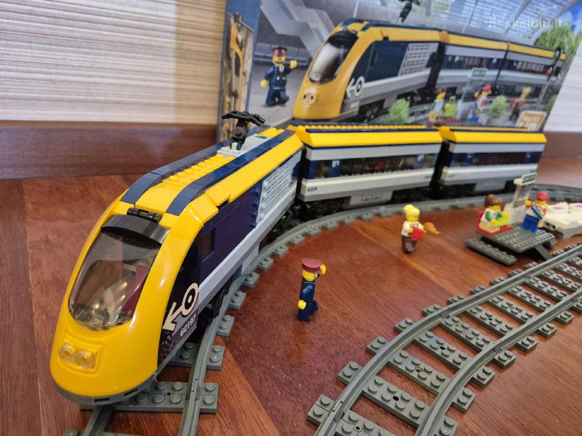 Lego City 60197 Passenger Train - nuotraukos Nr. 8