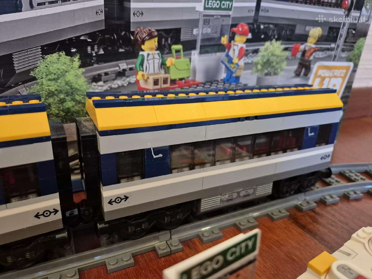 Lego City 60197 Passenger Train - nuotraukos Nr. 12